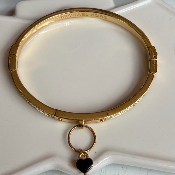 Michael Kors bundle (2) Green leather Cardholder  and gold hinge bracelet - Picture 7 of 11